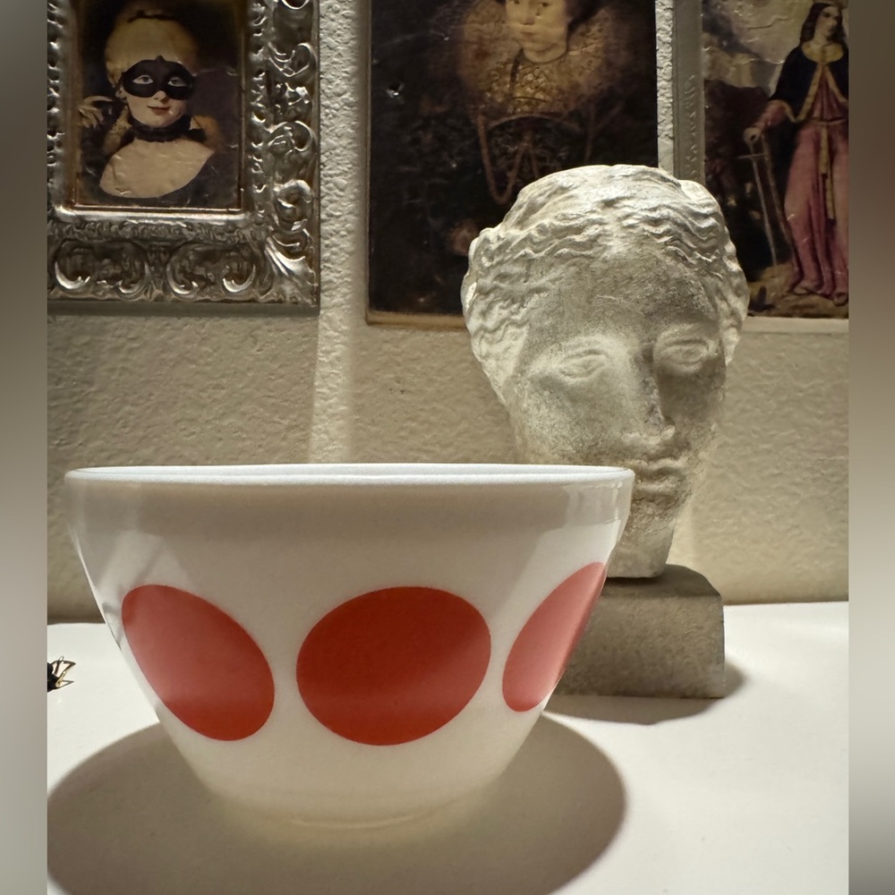 Vintage Charm Inspired By Pyrex Spot On Bowl Red Polka Dot - Picture 2 of 8